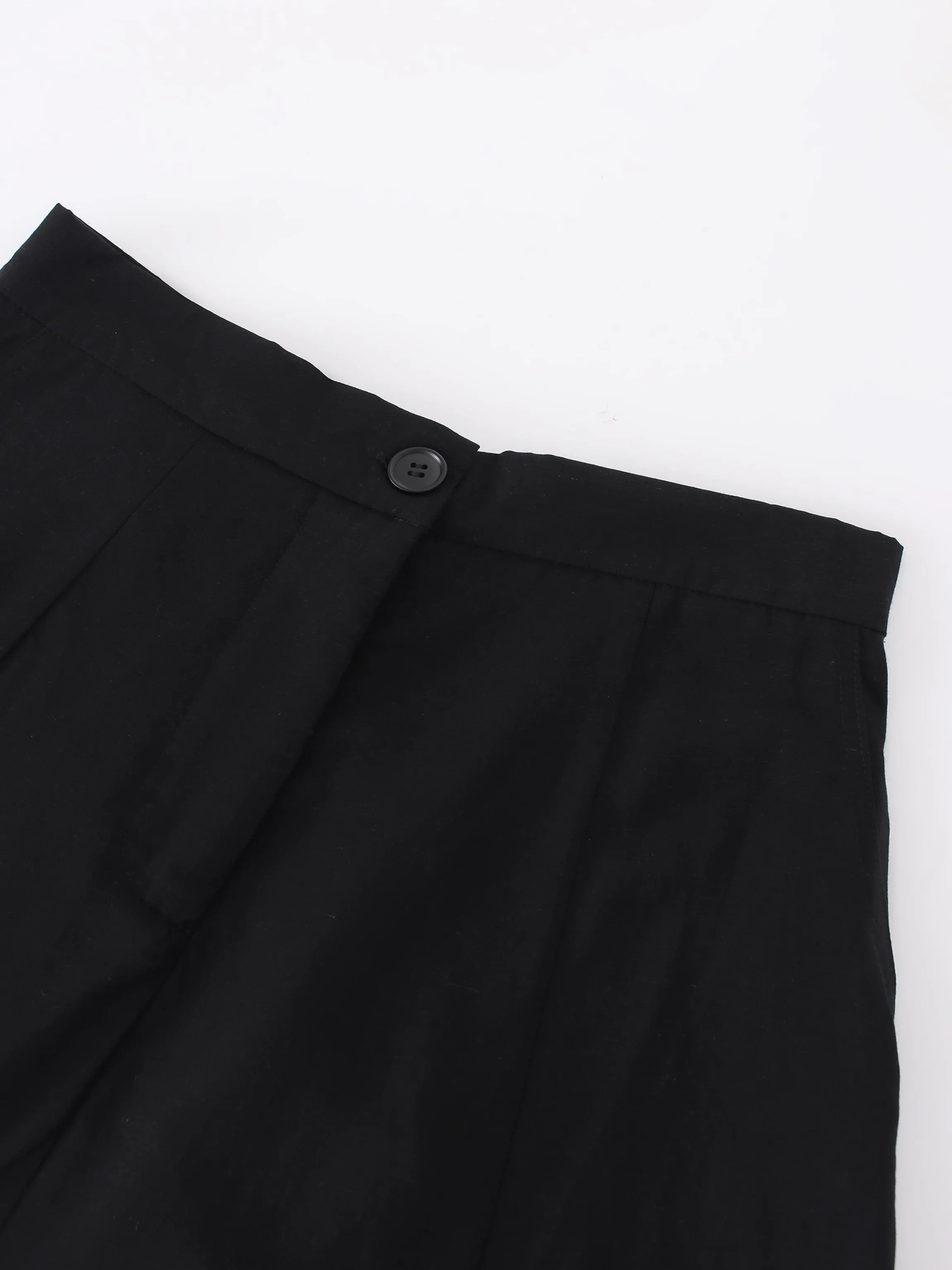 A-Line Seamed Skirt-Black