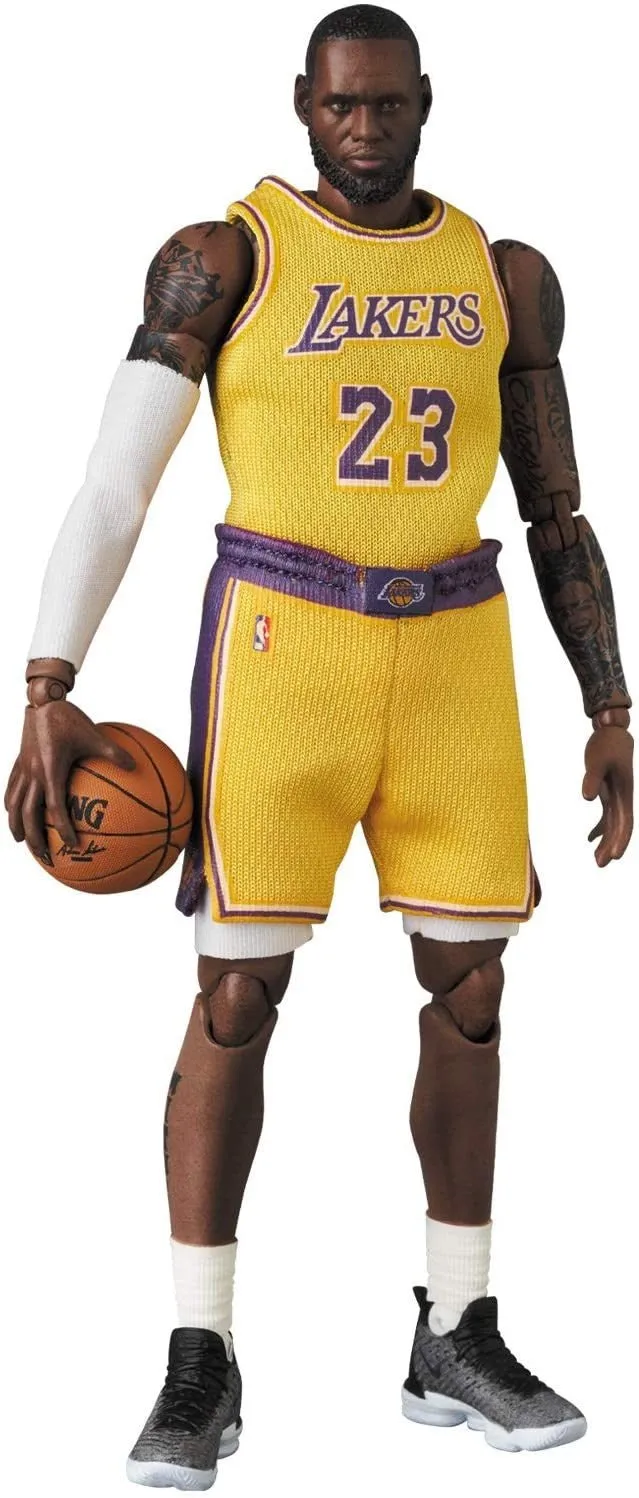 MAFEX #127 Lebron James