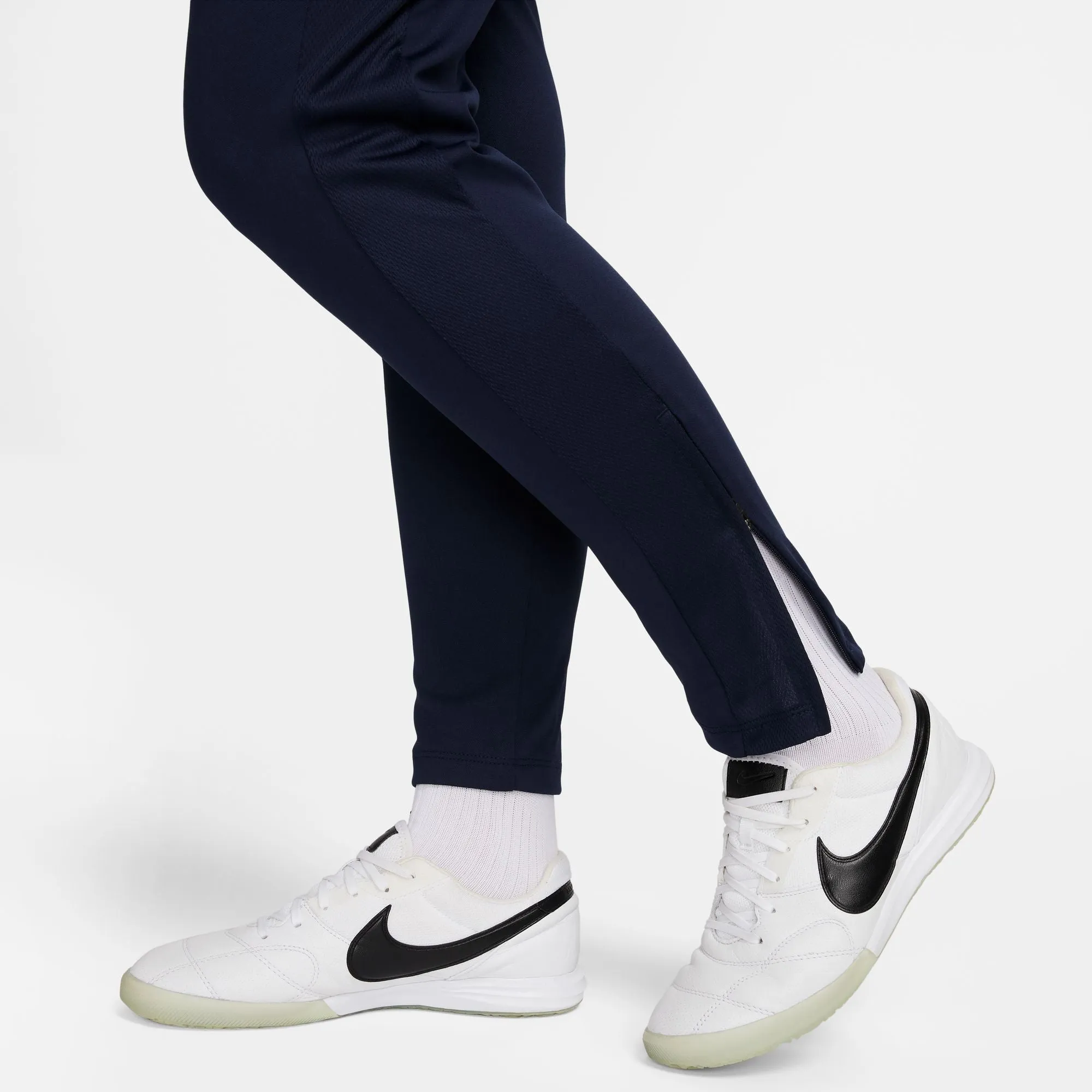 Nike Dri-FIT Academy 23 Women's Knit Pants