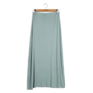 Point Ribbed A-line Maxi Skirt