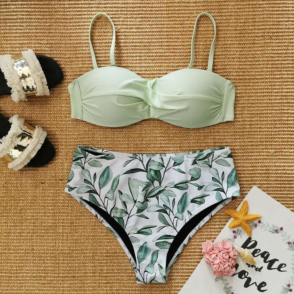 Women's Two-piece Floral Print Swimsuit