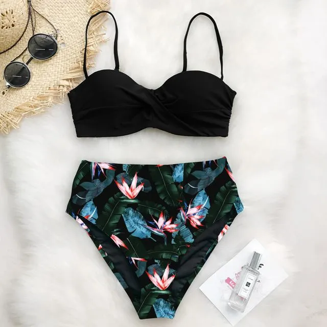 Women's Two-piece Floral Print Swimsuit