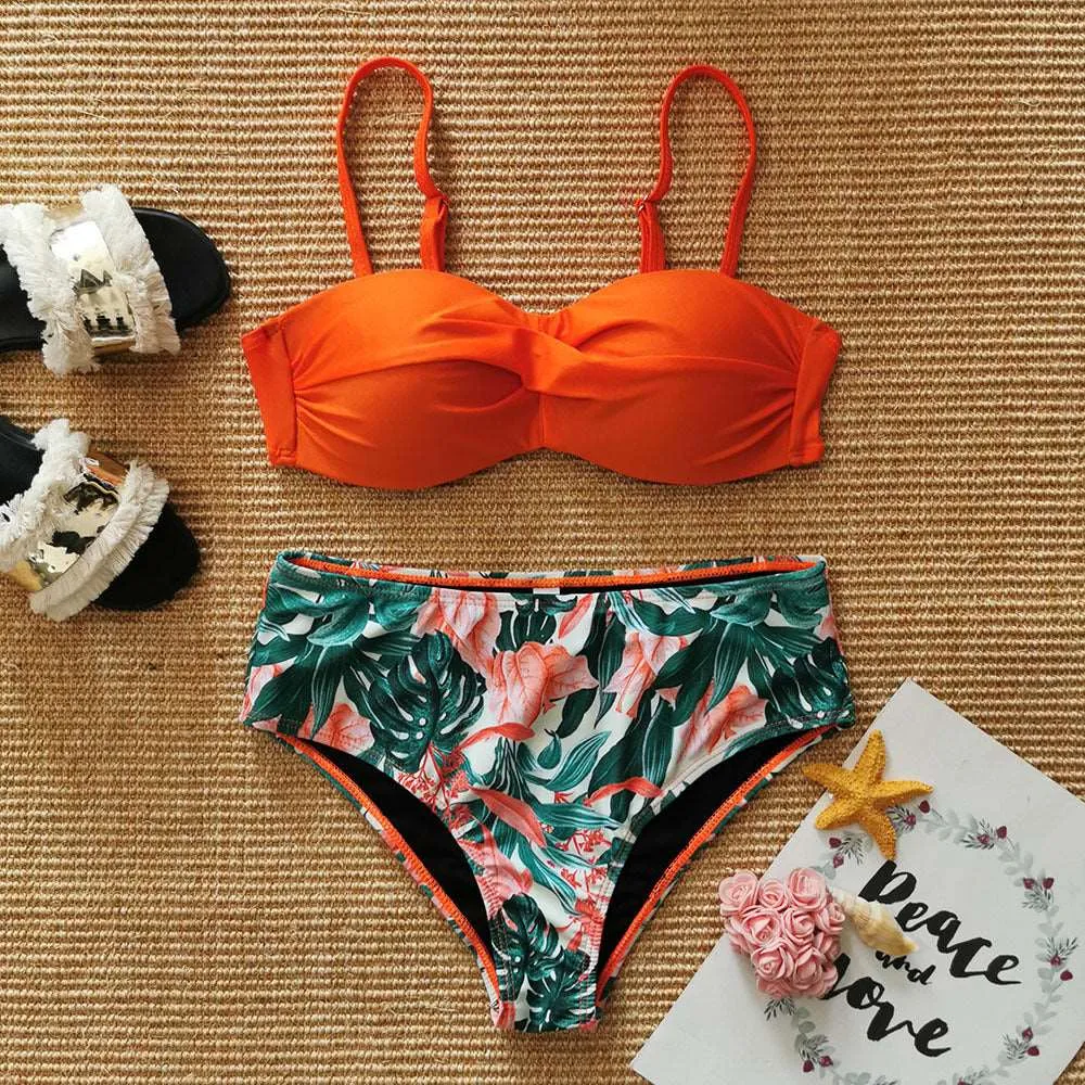 Women's Two-piece Floral Print Swimsuit