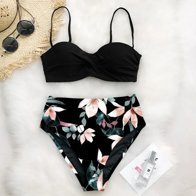 Women's Two-piece Floral Print Swimsuit